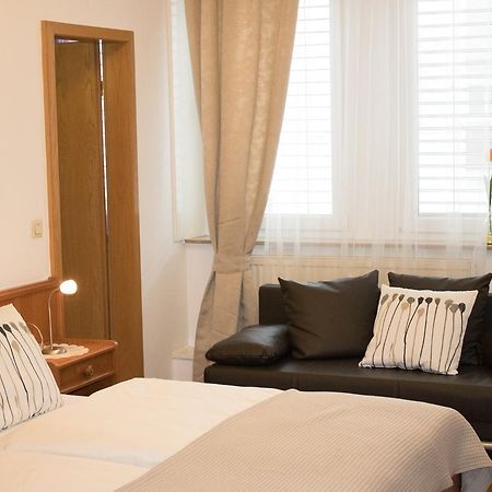Stadthotel Russelsheim Екстер'єр фото