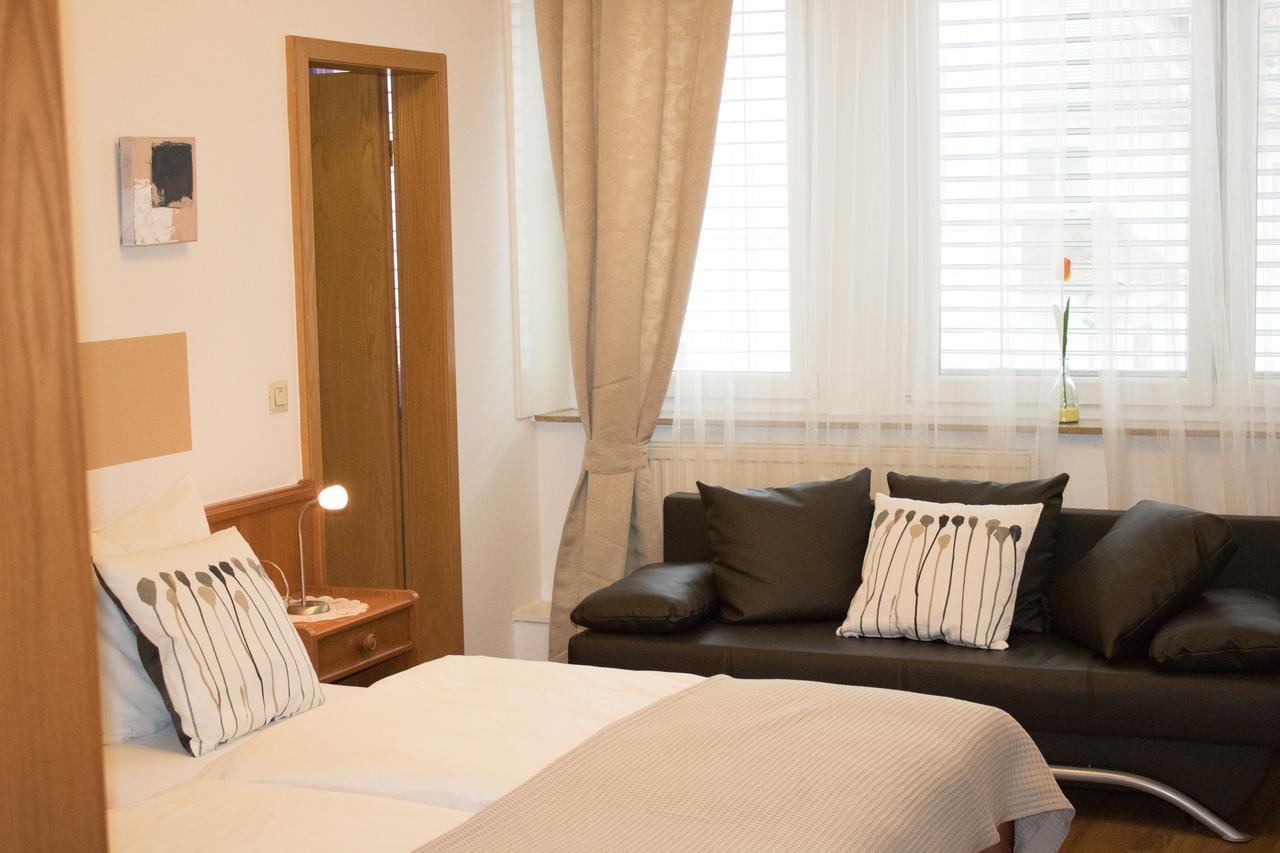 Stadthotel Russelsheim Екстер'єр фото