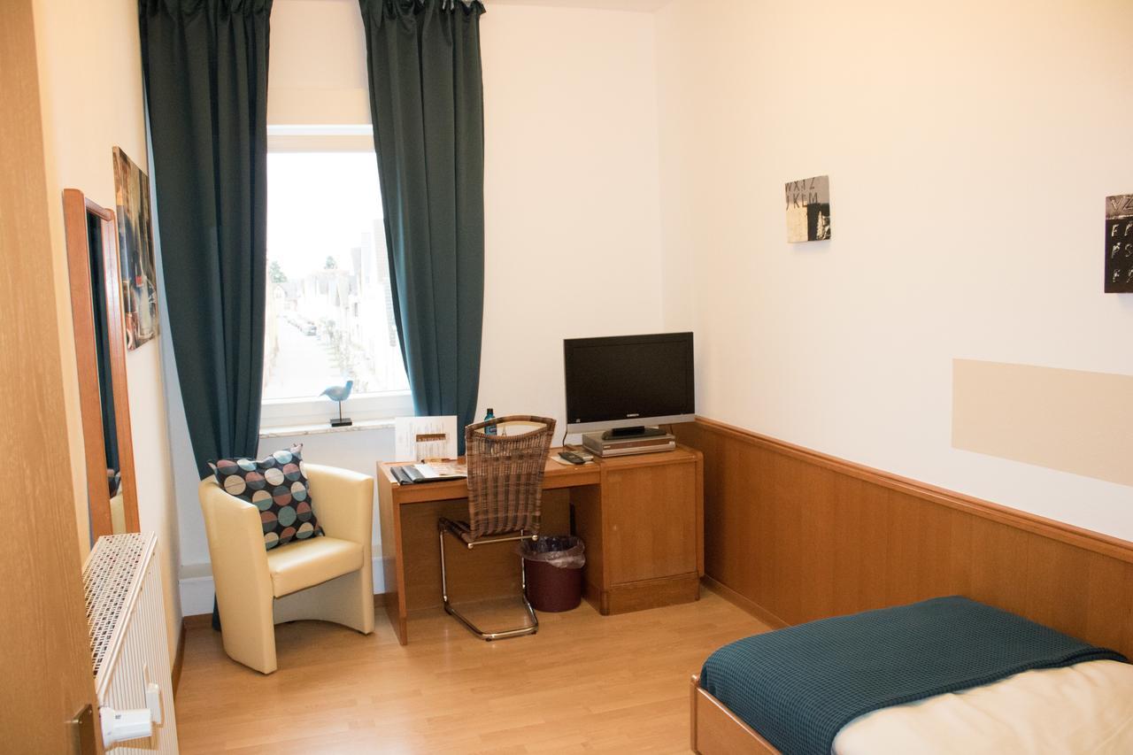 Stadthotel Russelsheim Екстер'єр фото